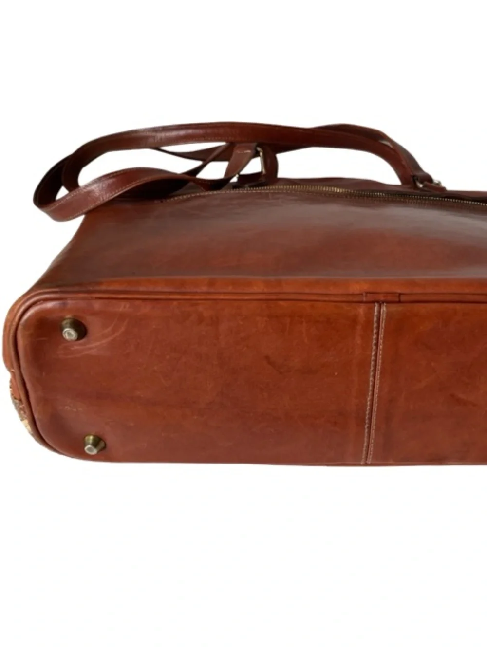This Terrida rare vintage leather shoulder tote